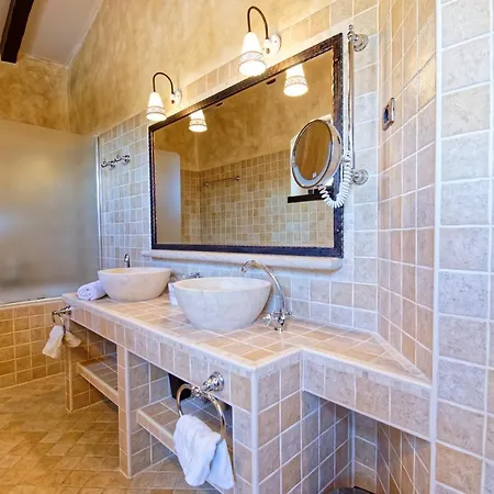 Romana - Luxury With Swimming Pool *