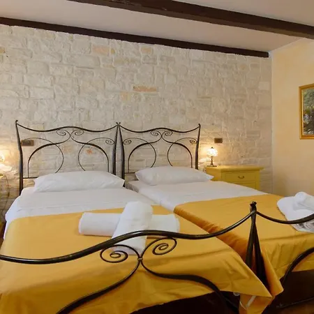 Romana - Luxury With Swimming Pool Višnjan