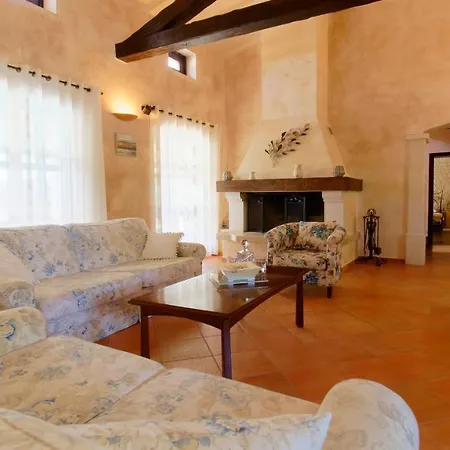 Romana - Luxury With Swimming Pool *